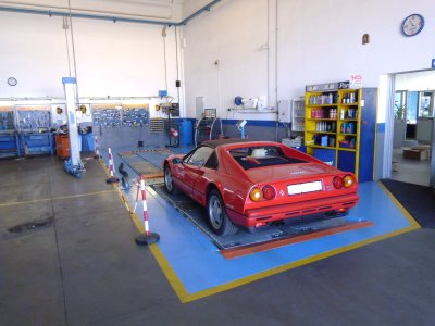 Macchina revisione